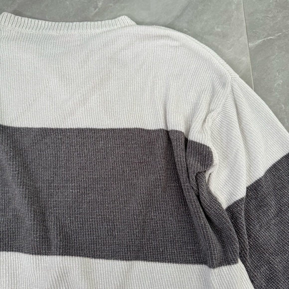 Women’s Pink Lily Striped Color Block Crewneck Knit Sweater Small - Picture 10 of 15